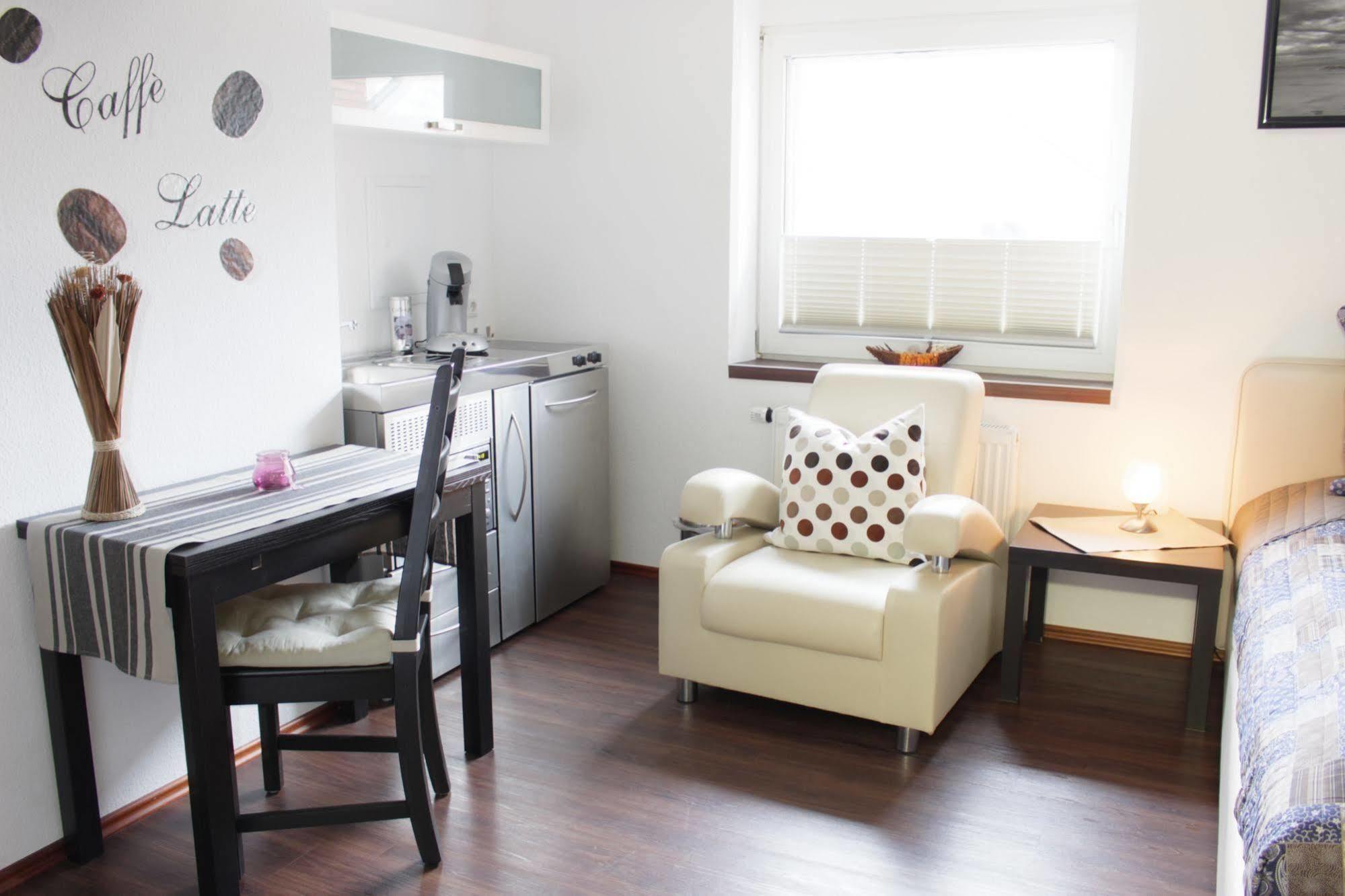 Pension Haselmann มึนสเทอร์ ภายนอก รูปภาพ